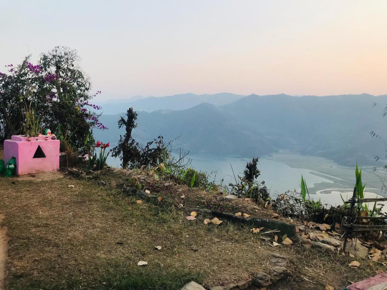 Hom'S Homestay & Farmstay Sarangkot Pokhara Zewnętrze zdjęcie